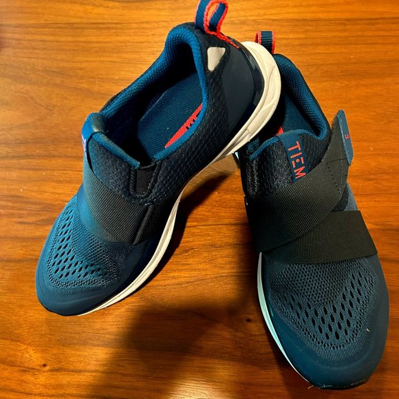 TIEM Shoes - TIEM Slip Stream Spin Shoes - Size 6.5 - Like New Condition!